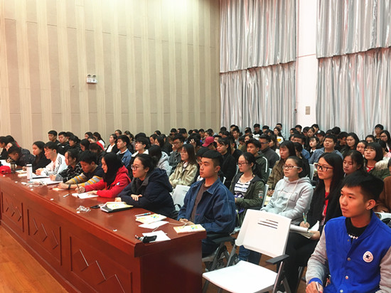 入党积极分子培训班2.jpg