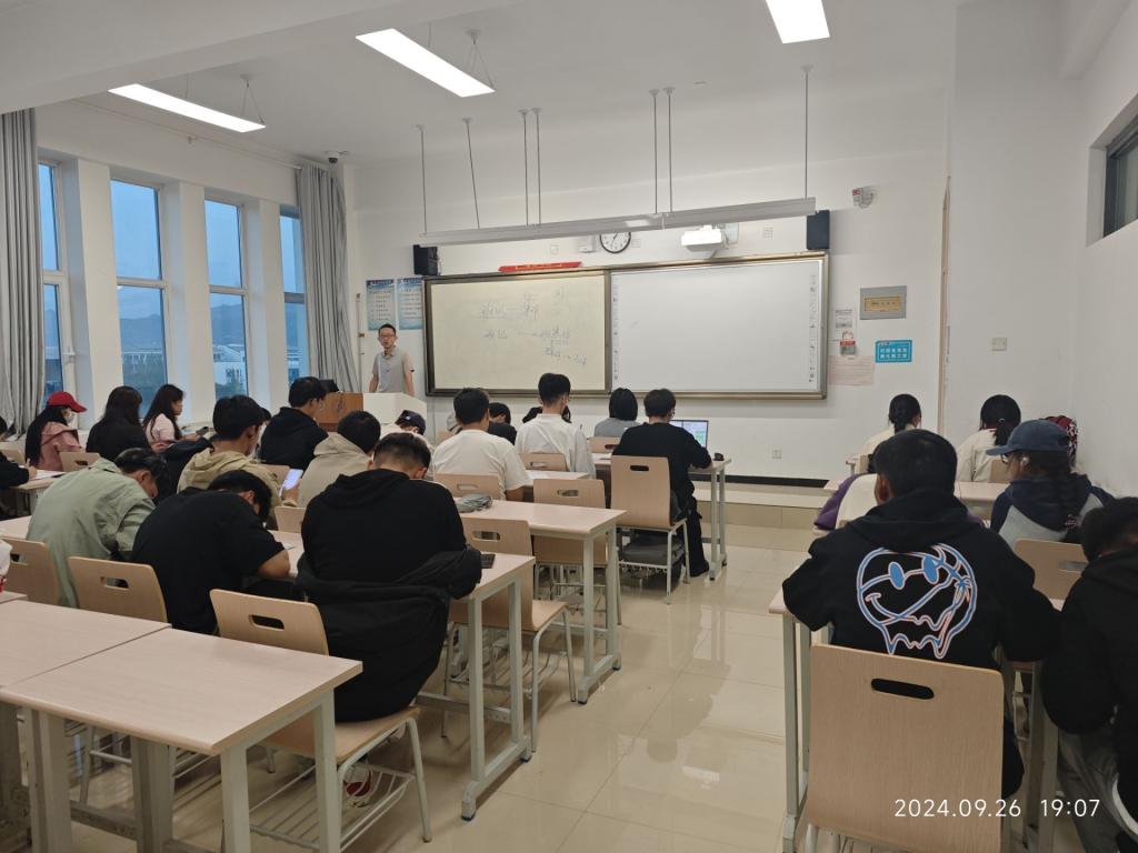 铸牢中华民族共同体意识,创建全国民族团结示范省.png 铸牢中华民族共同体意识,创建全国民族团结示范省.png