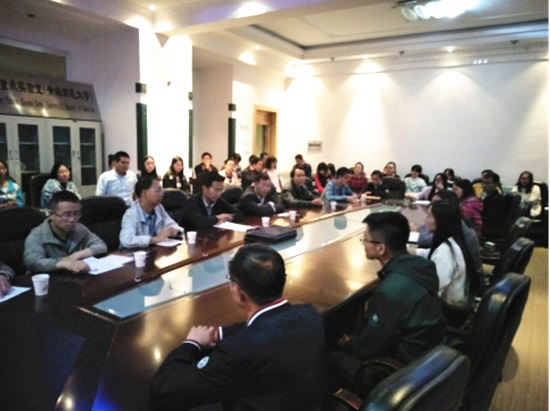 新生见面会简报596.jpg