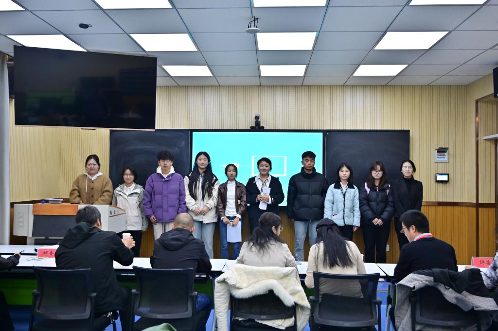 DSC_0060(1).jpg DSC_0060(1).jpg