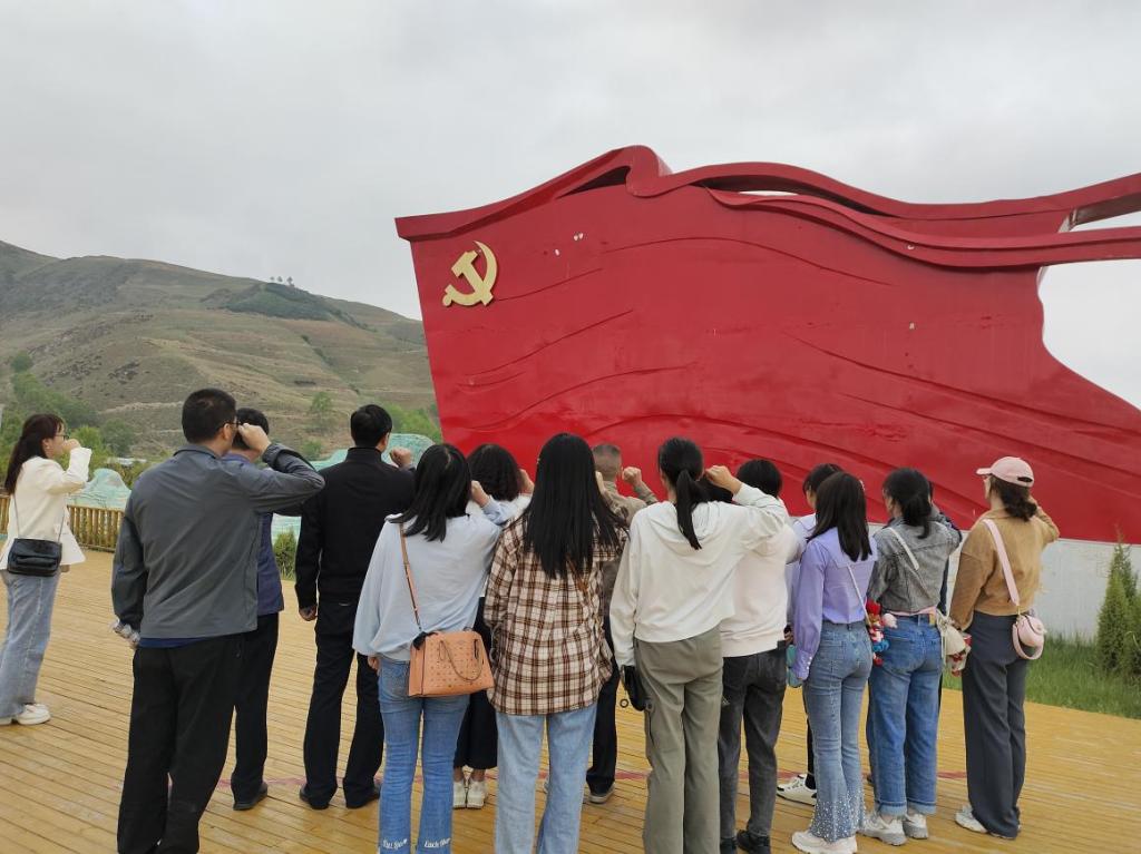 图片2.png 图片2.png