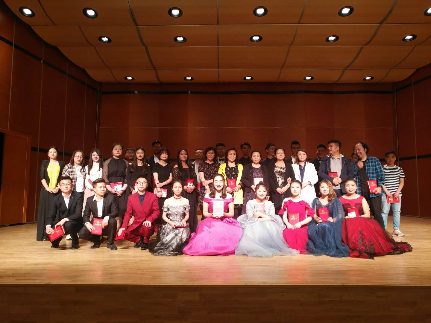交流音乐会照片.jpg