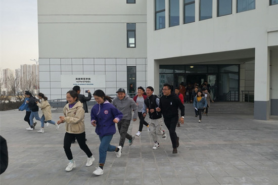 图片2_副本.jpg