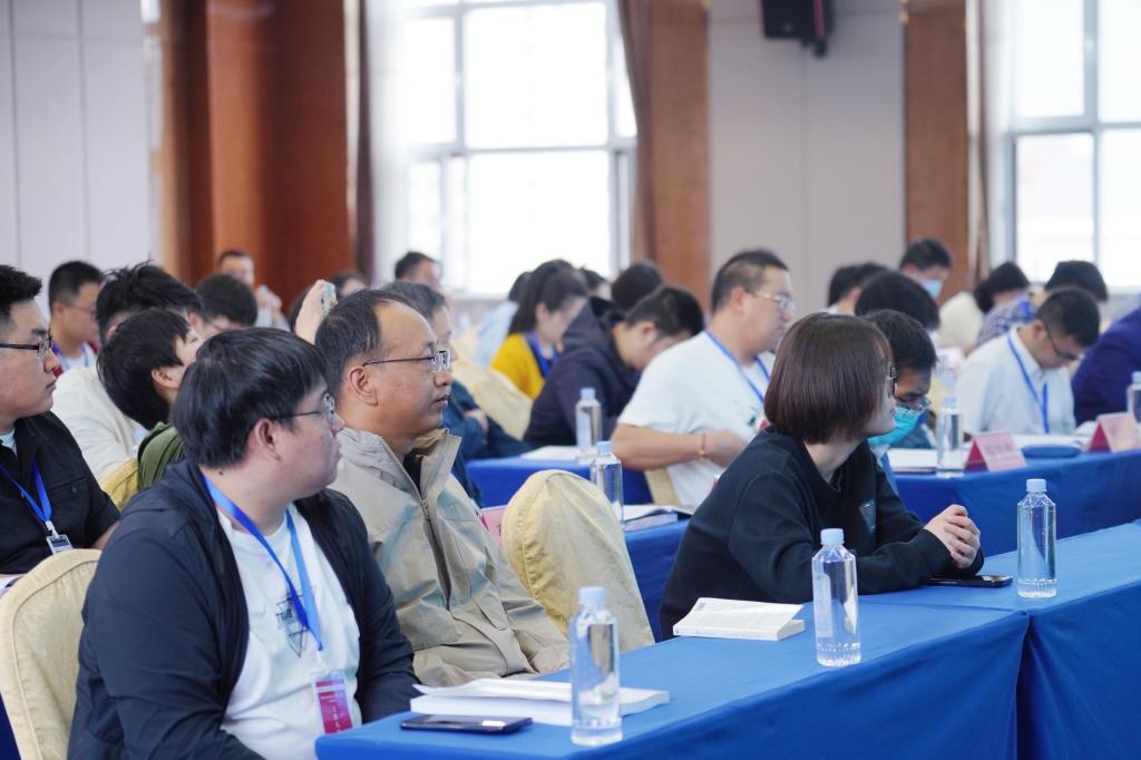图2.jpg 图2.jpg