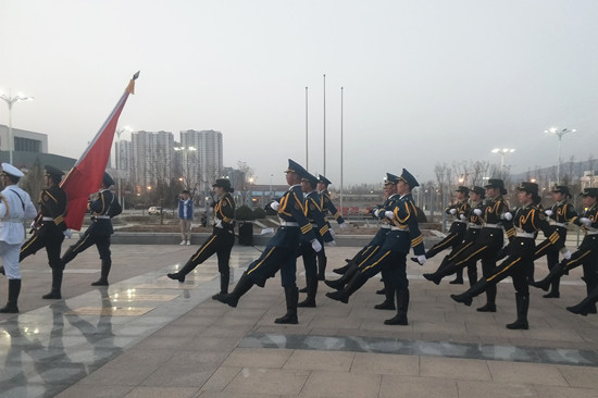 升国旗3_副本.jpg